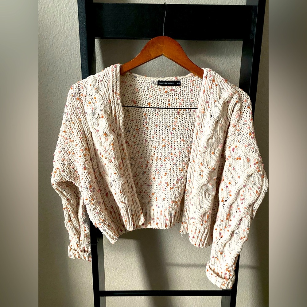 Moon & Madison Cream Cardigan XS